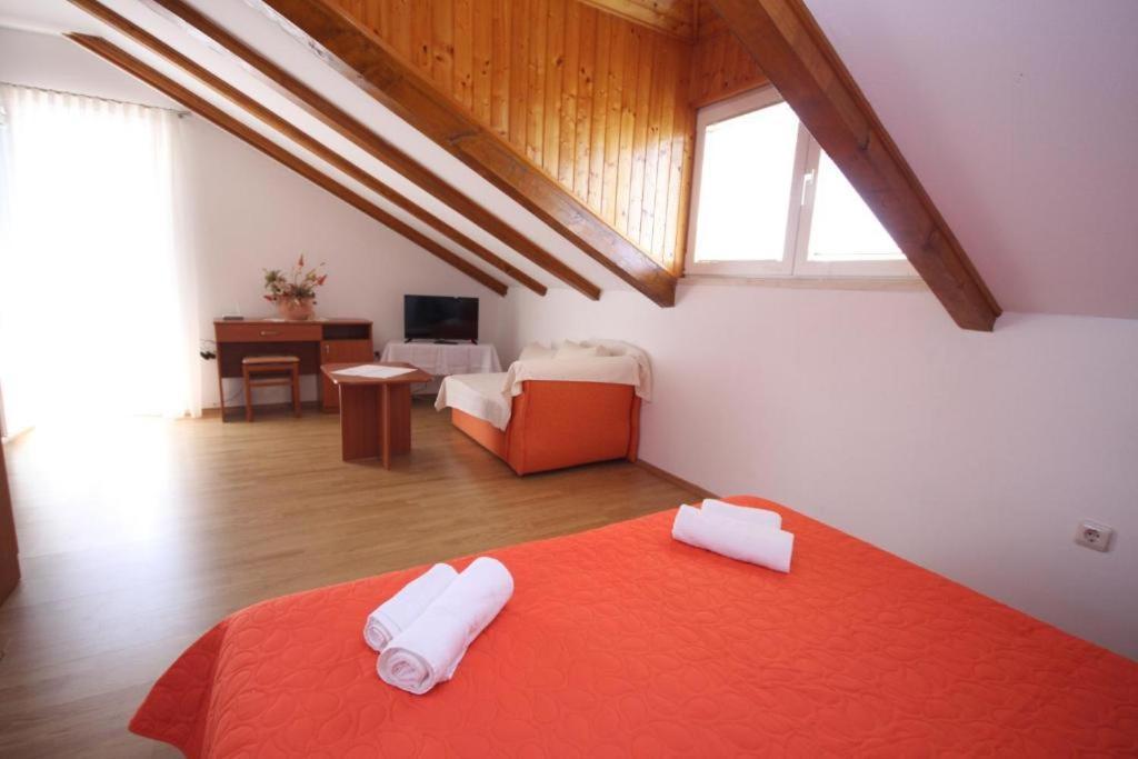 Apartment & Cakelic I Mlini